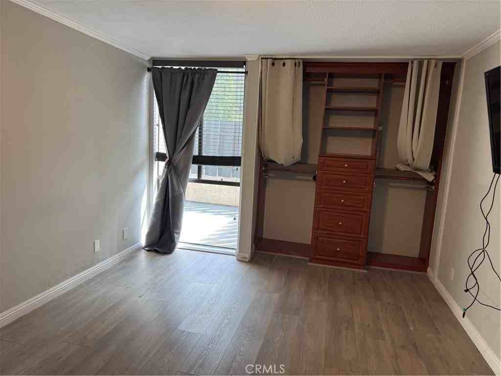 4239 Via Arbolada #101 - Photo 6 of 9