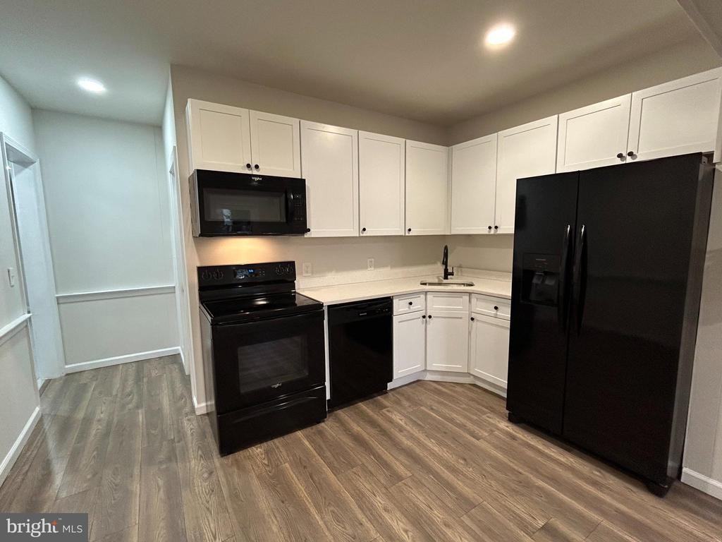 566 E High St ##1 - Photo 4 of 19