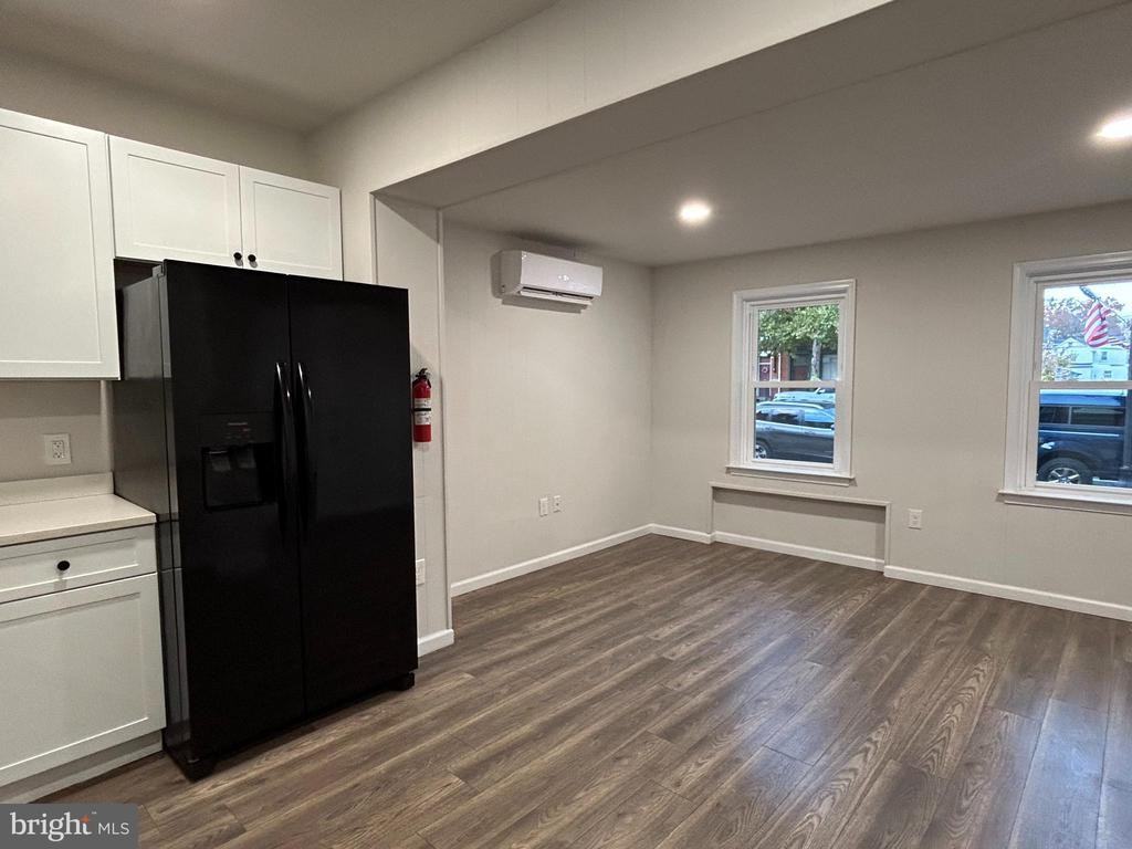 566 E High St ##1 - Photo 6 of 19