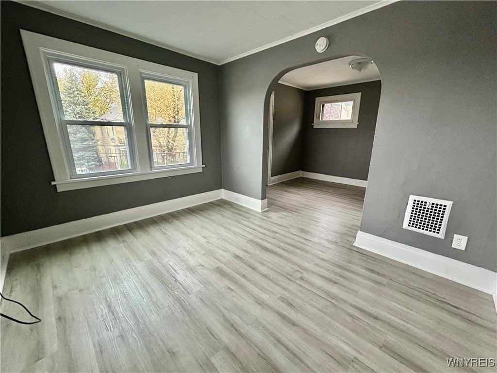 11 Blum Ave - Photo 2 of 7