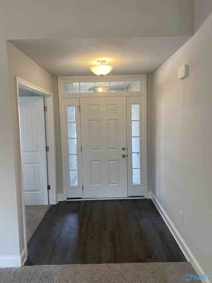 109 Sorrelweed Dr - Photo 2 of 23