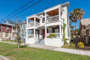 117 E 4th St Apt 4 #4 - Photo 1 of 1