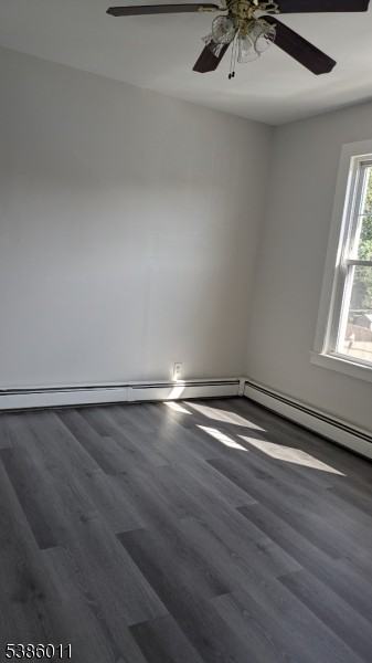 1401 Lexington Pl Apt 2 - Photo 4 of 11