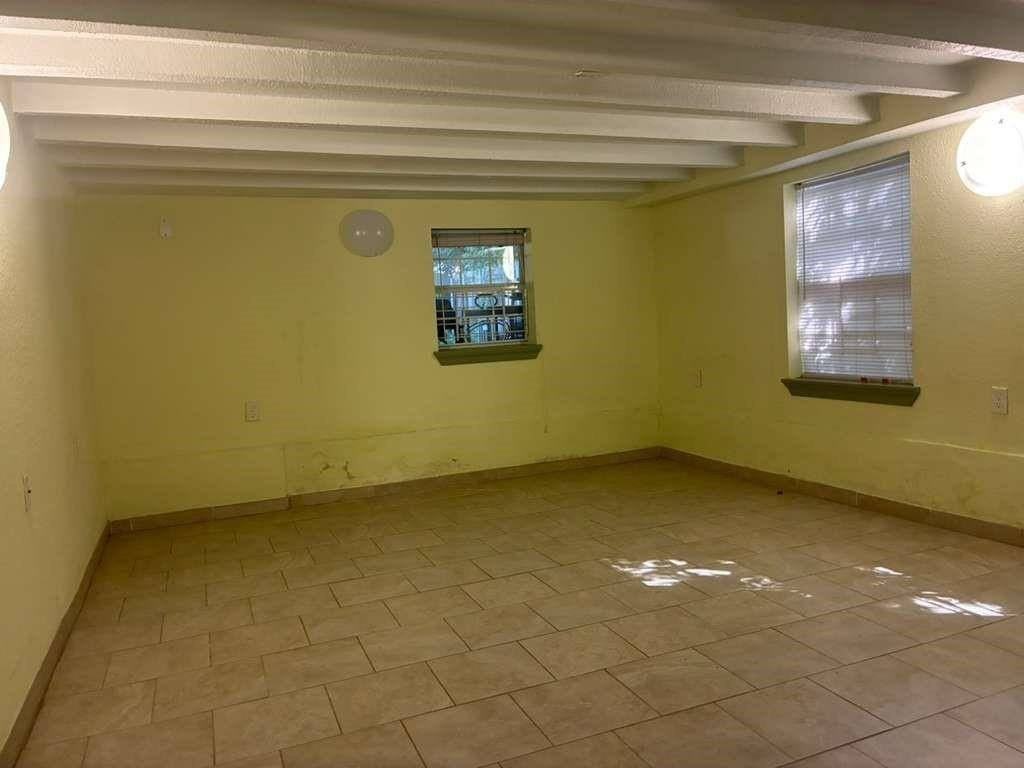 1511 Broadway St #B - Photo 2 of 12