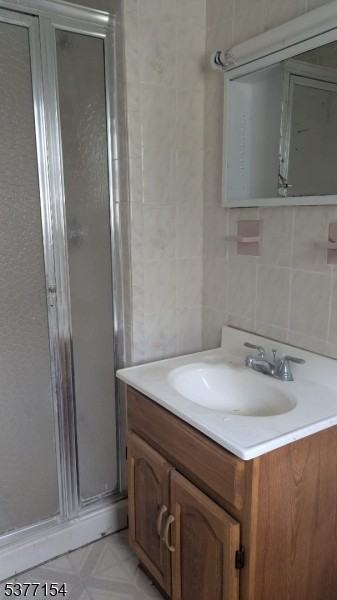 26 Young Ave Unit 2 - Photo 3 of 26