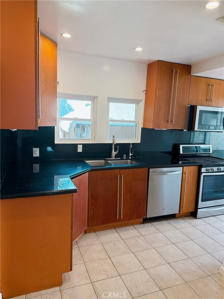 410 N Adams St. Street - Photo 5 of 15