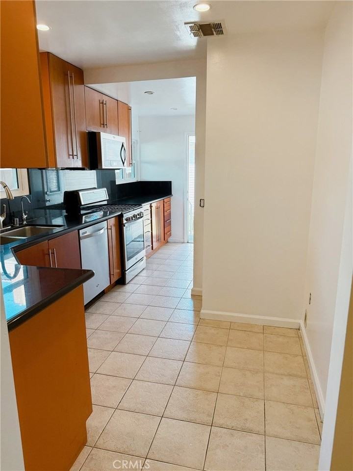 410 N Adams St. Street - Photo 7 of 15