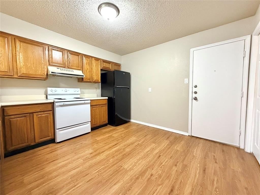 3063 Olympia Dr - Photo 5 of 14