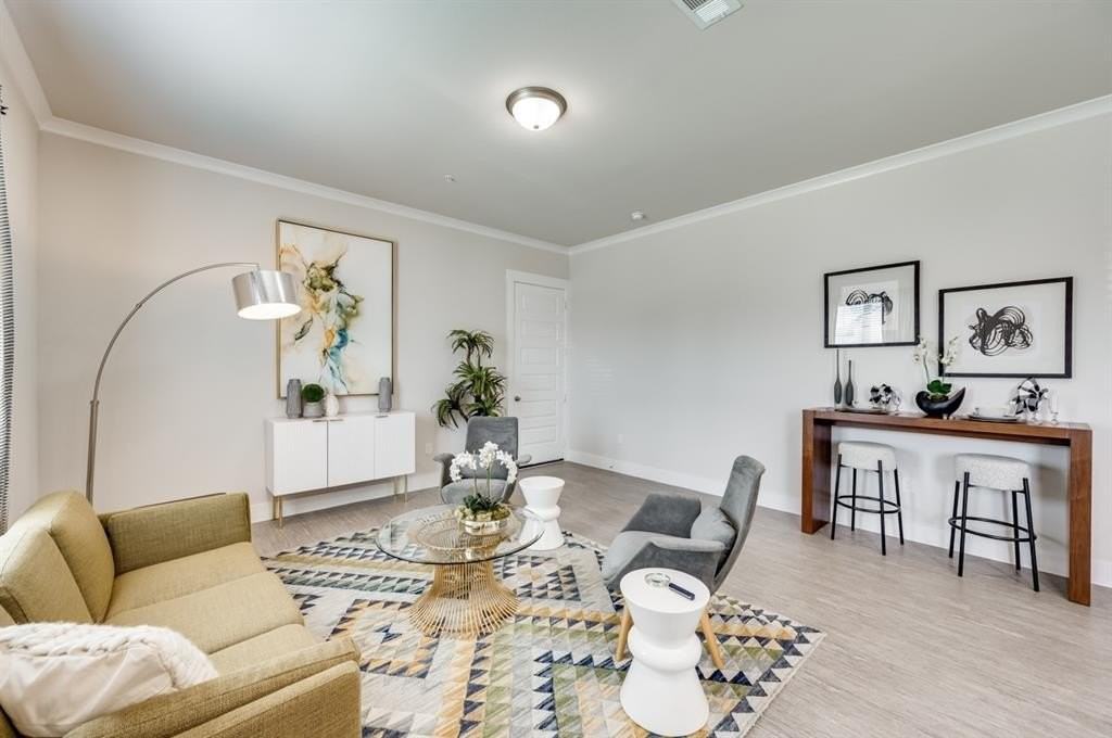 1329 Makore Pl - Photo 4 of 17