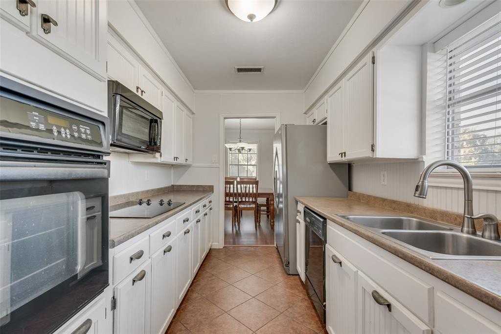 1432 Mount Vernon Dr - Photo 5 of 15