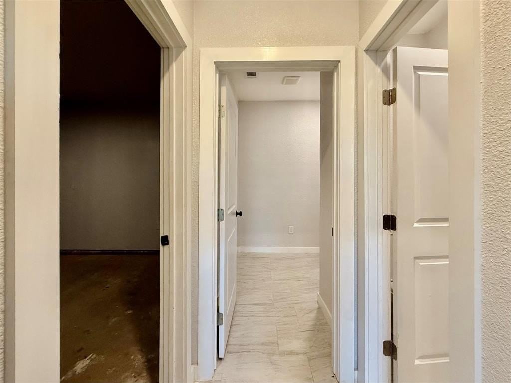 308 Sw 14th St - Photo 5 of 29