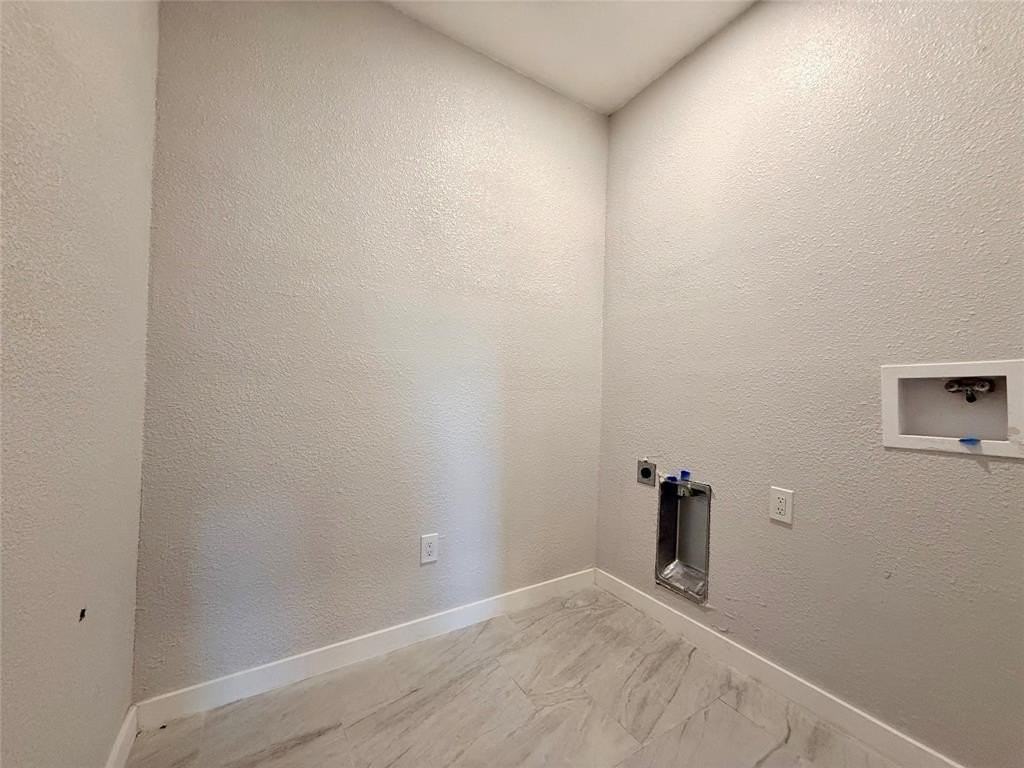 308 Sw 14th St - Photo 7 of 29