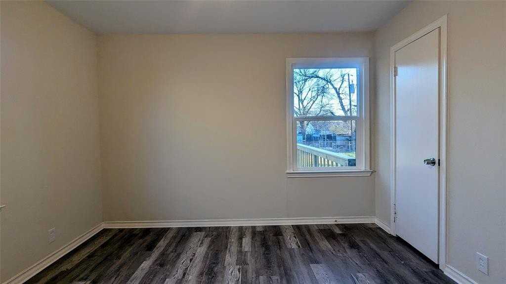 2826 Encino Dr - Photo 5 of 7