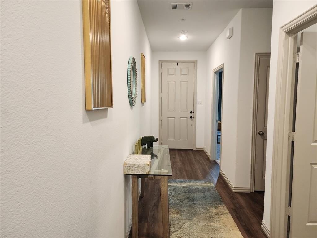 4704 Haltom Rd - Photo 3 of 28