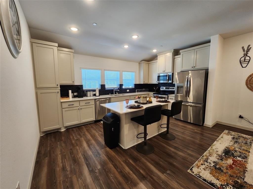 4704 Haltom Rd - Photo 5 of 28