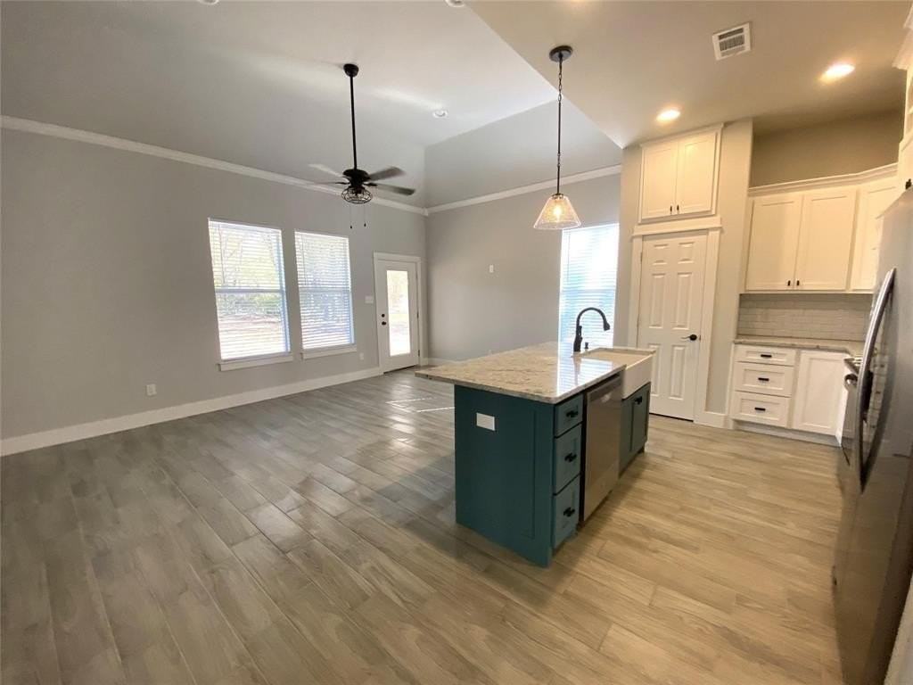 411 Cleveland Rd - Photo 5 of 21