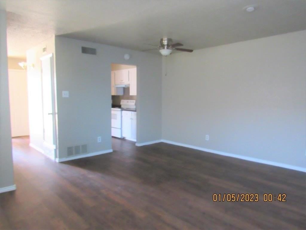 2806 Ridgecrest Dr #2804 - Photo 2 of 6