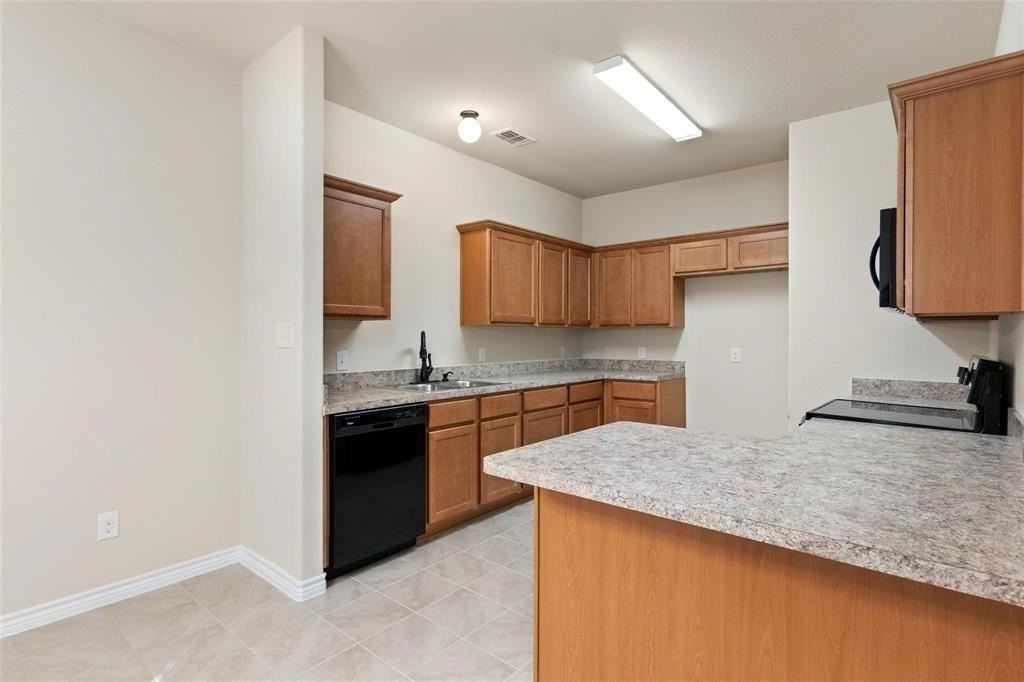 1119 E Epstein St - Photo 5 of 13