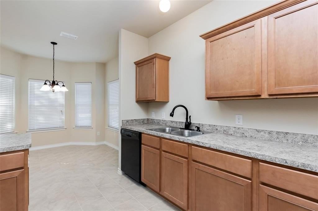 1119 E Epstein St - Photo 6 of 13