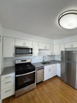2752 W North Shore Ave #2E - Photo 1 of 1