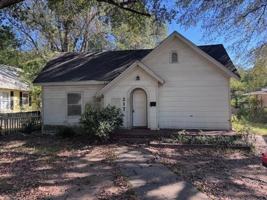 featured image of 217 20th St Se