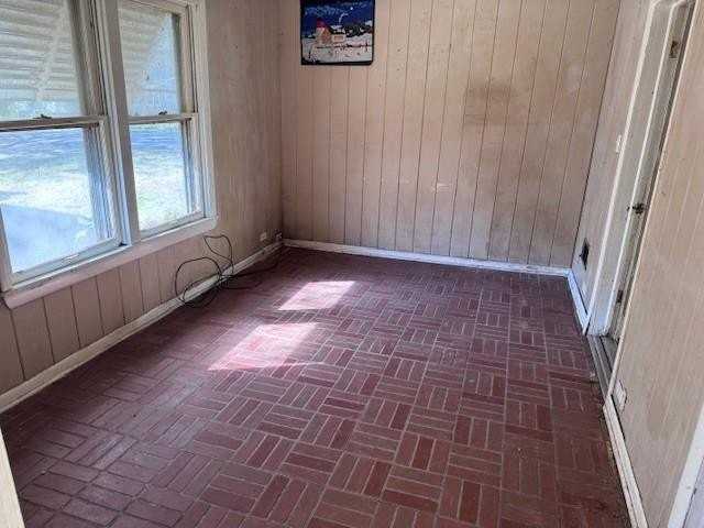 217 20th Street Southeast - Photo 2 of 11