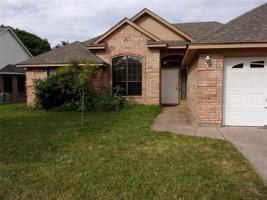 featured image of 1511 Spanish Oak Dr