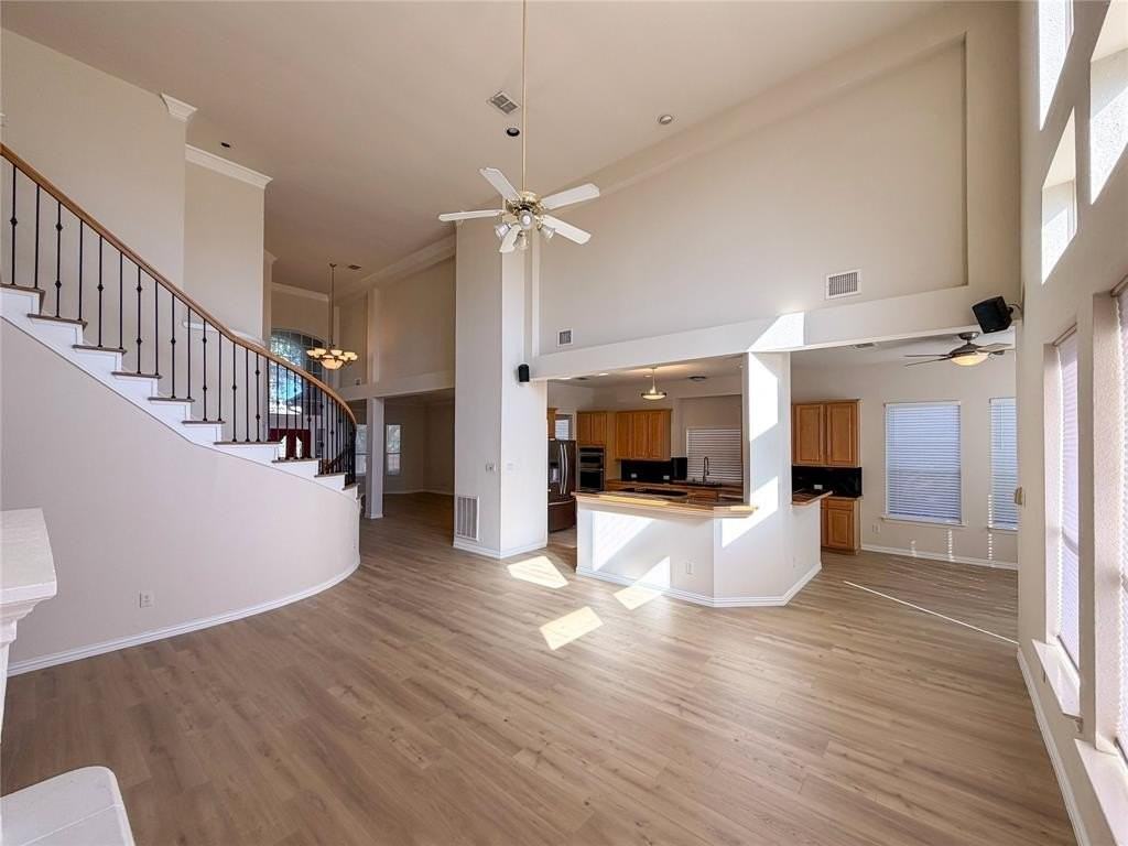 2416 Geiberger Dr - Photo 7 of 38