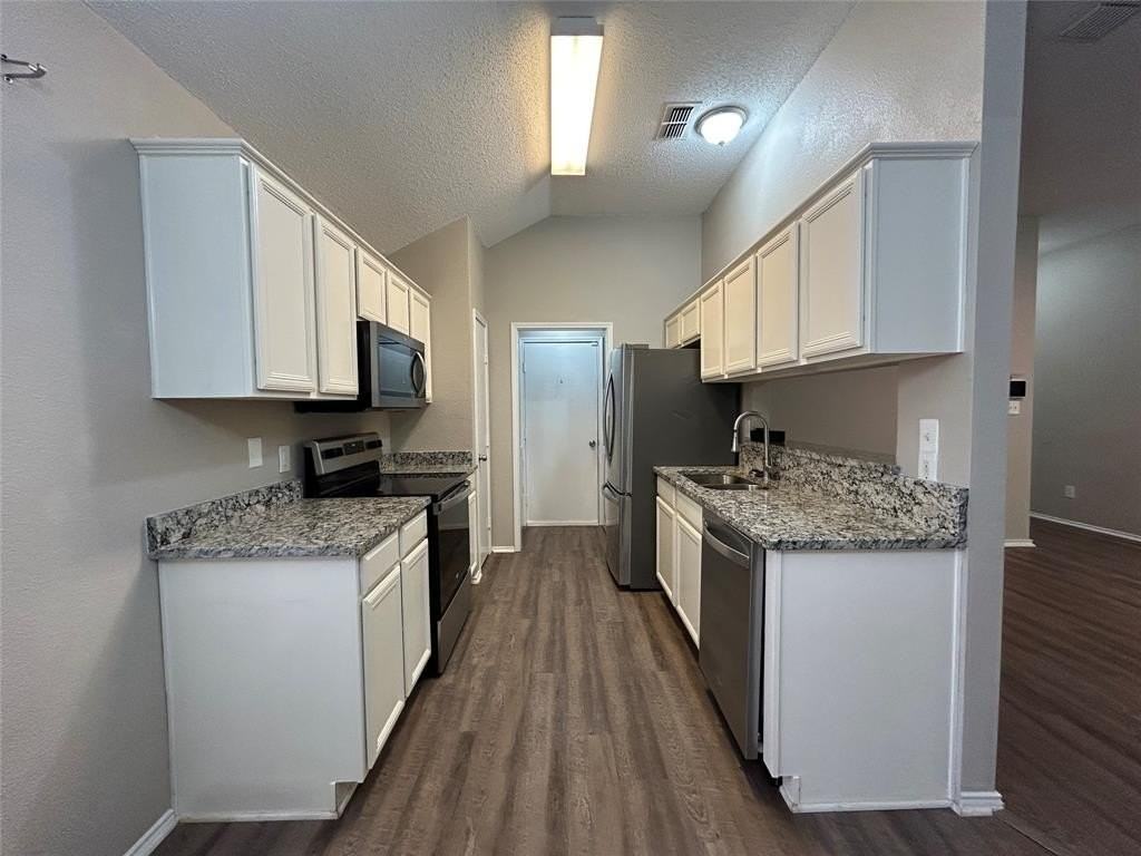 2816 Beaty Ct - Photo 6 of 24