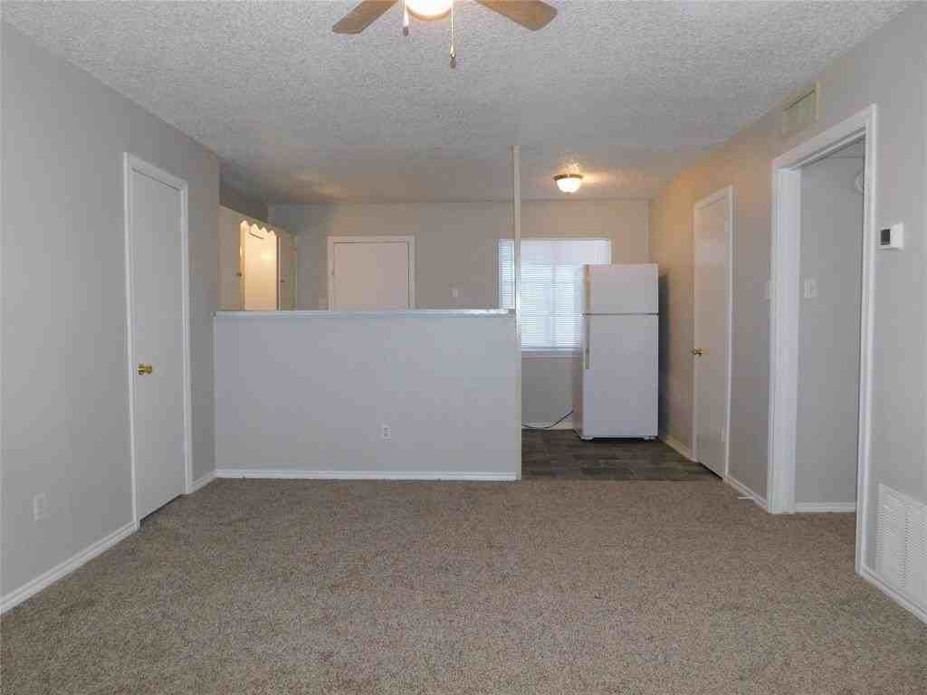 401 Betchan Drive #1A - Photo 5 of 15