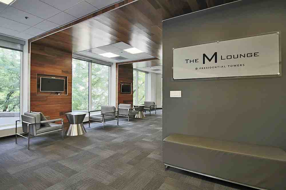 555 W Madison St #05 - Photo 6 of 13