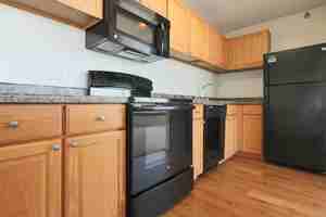 featured image of 555 W Madison St #2-2