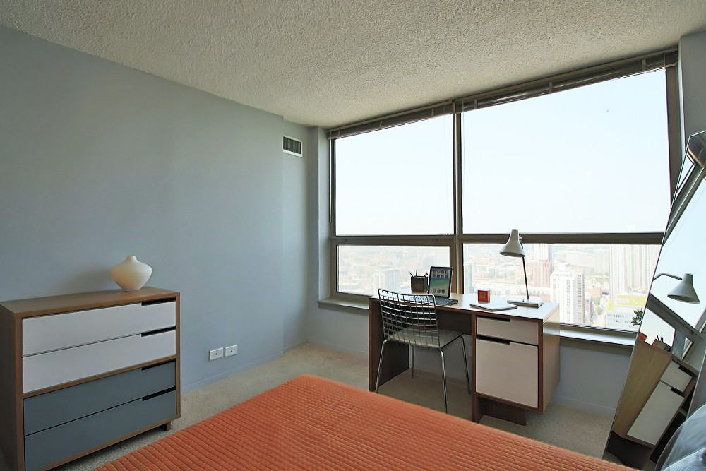 555 W Madison St #1-1 - Photo 5 of 32