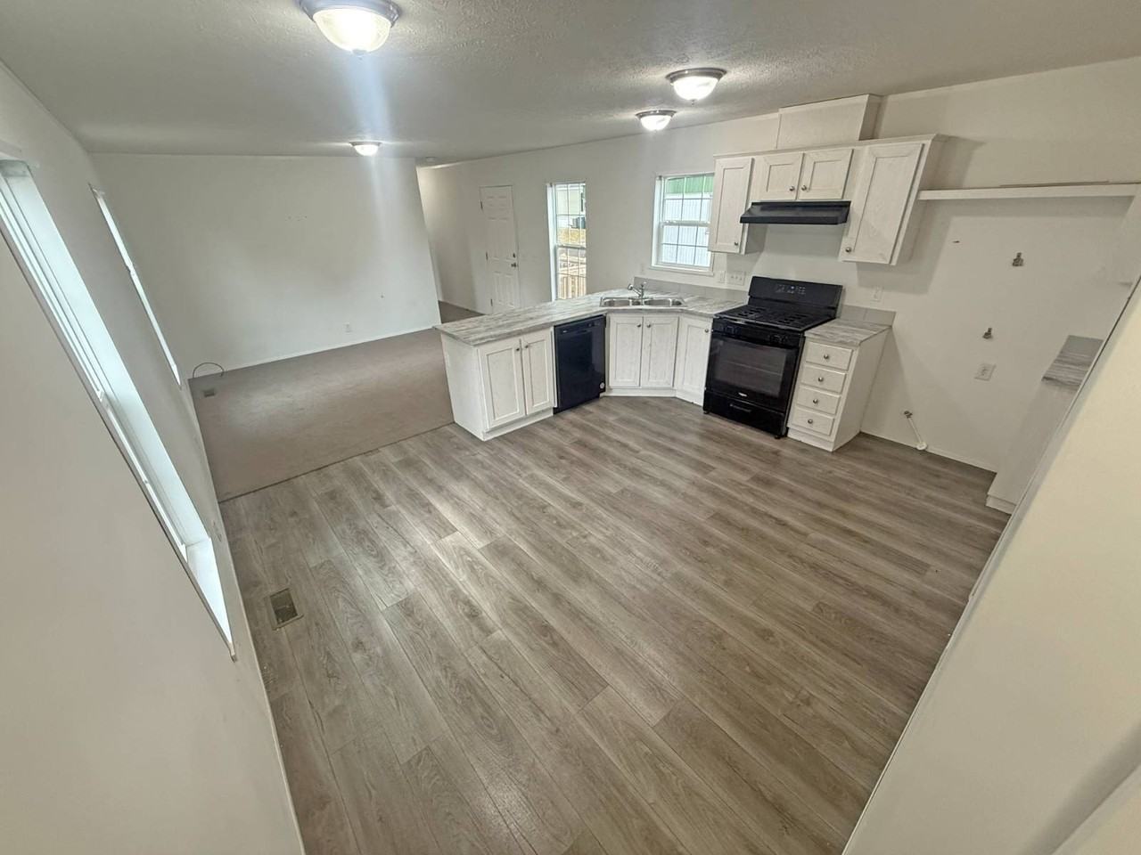 2501 N Apperson Way #5 - Photo 2 of 26