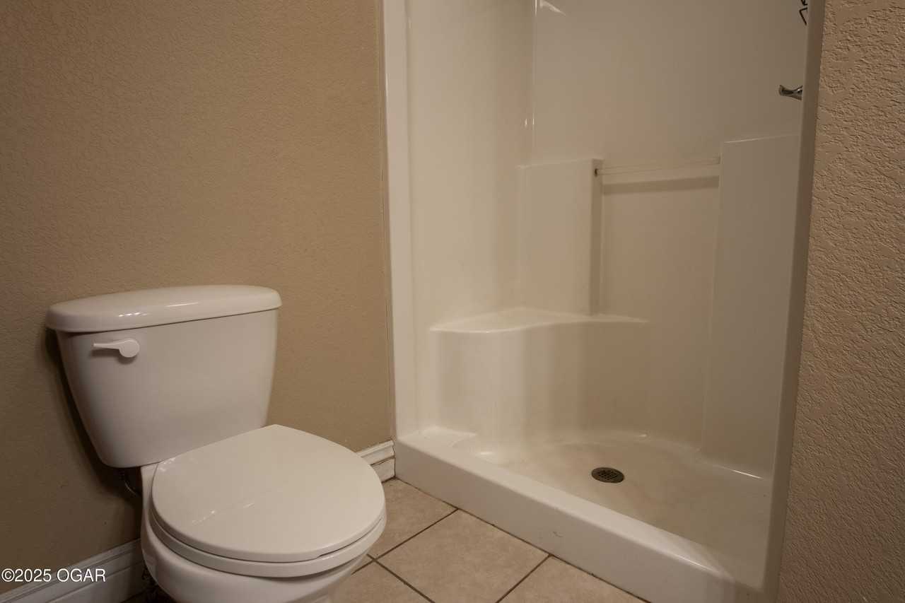 1343 Robin Lane - Photo 6 of 17