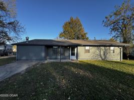 featured image of 925 Roosevelt Ave