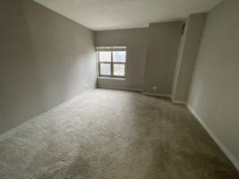 featured image of 100 W Chestnut St #1-1