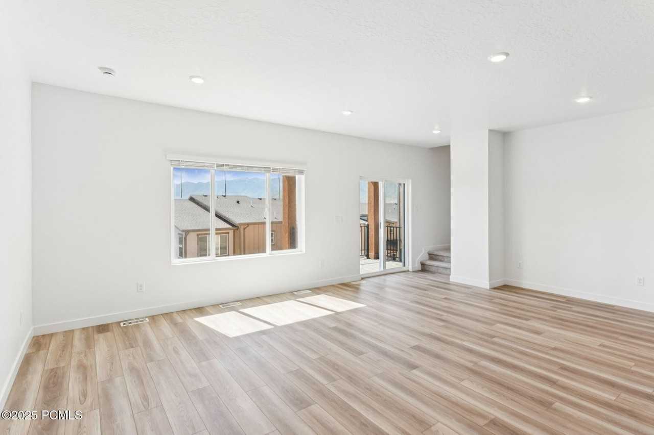 2503 N Wildwood Ln - Photo 5 of 35