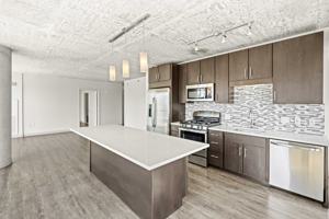 featured image of 11 S Green St #2-2