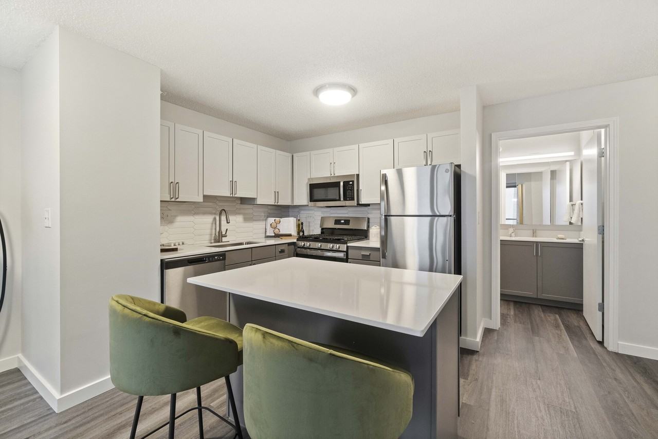 400 E South Water St #1-1 - Photo 3 of 19