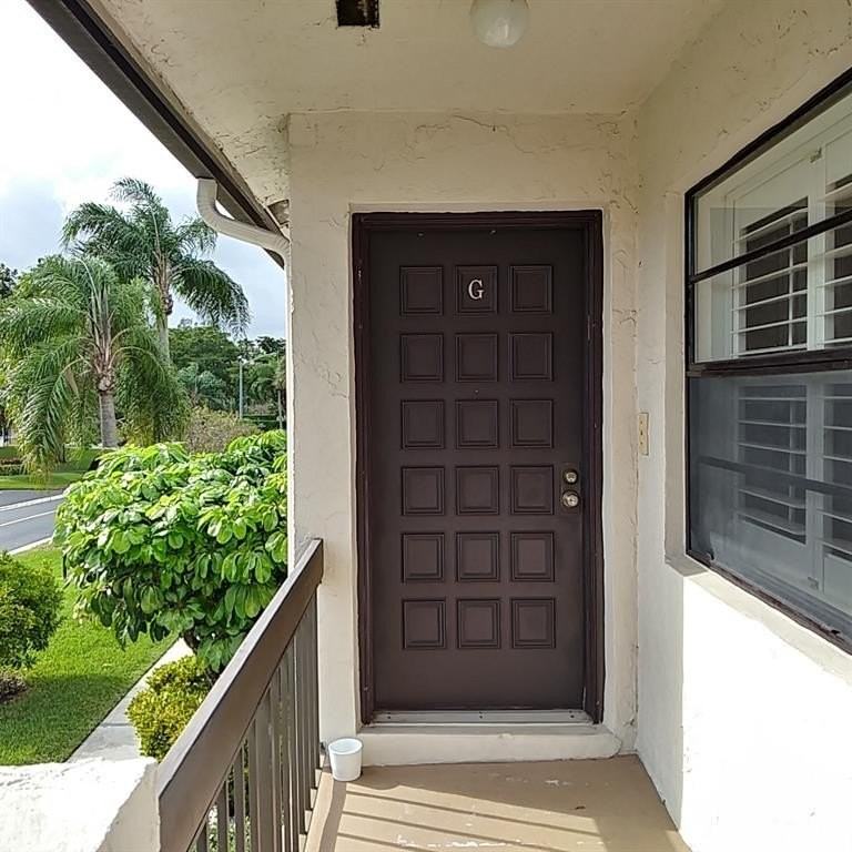 8045 Eastlake Dr #1G - Photo 3 of 30