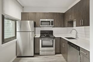 182 W Lake St #2-2 - Photo 1 of 1