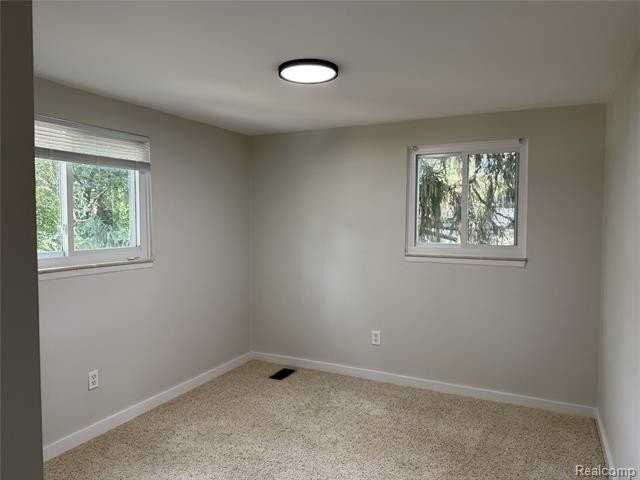 3715 Ledge Dr - Photo 7 of 9