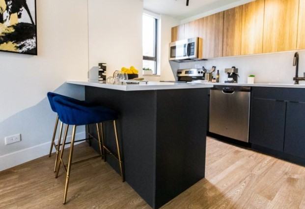 2 E Oak St #2-2 - Photo 2 of 8