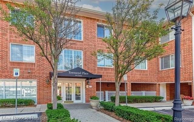 444 Chester St #405 - Photo 2 of 19