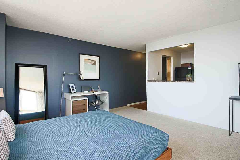 555 W Madison St #11-13 - Photo 4 of 22