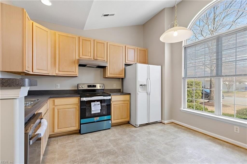 2002 Livingston Street - Photo 5 of 10