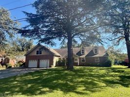 featured image of 437 Oaklette Dr