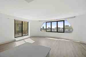 featured image of 800 S Wells St #2-2