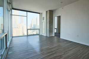 featured image of 805 N La Salle Dr #1-2PH